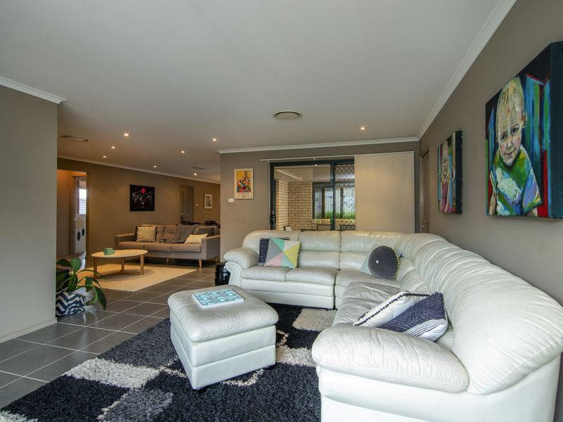 72 Constitution Dr, Cameron Park, Cameron Park - Thumbnail 3