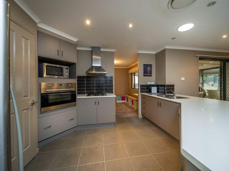 72 Constitution Dr, Cameron Park, Cameron Park - Thumbnail 6
