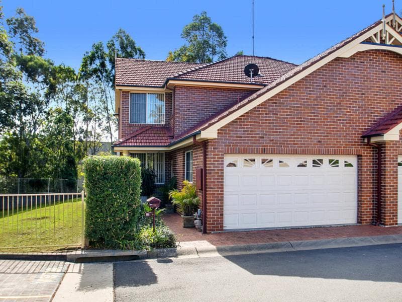 33 Jacqui Circuit, Baulkham Hills, Baulkham Hills - Thumbnail 6