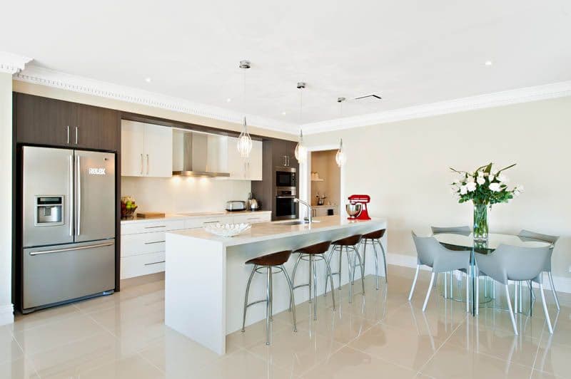 24 Castlereagh Crescent, Sylvania Waters - Thumbnail 3