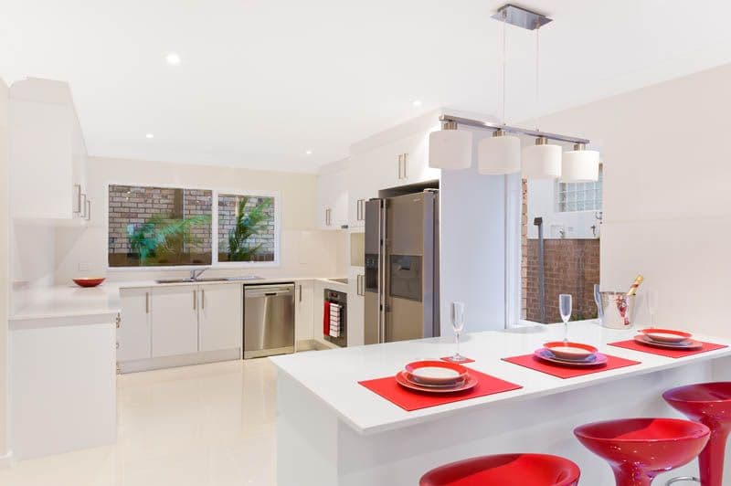 1 Warrego Avenue, Sylvania Waters - Thumbnail 3