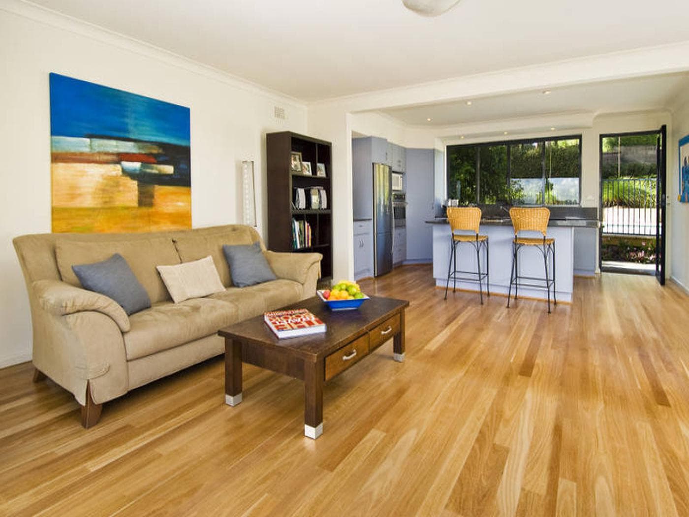 8 Barrabooka StreetCLONTARF, Clontarf - Thumbnail 2
