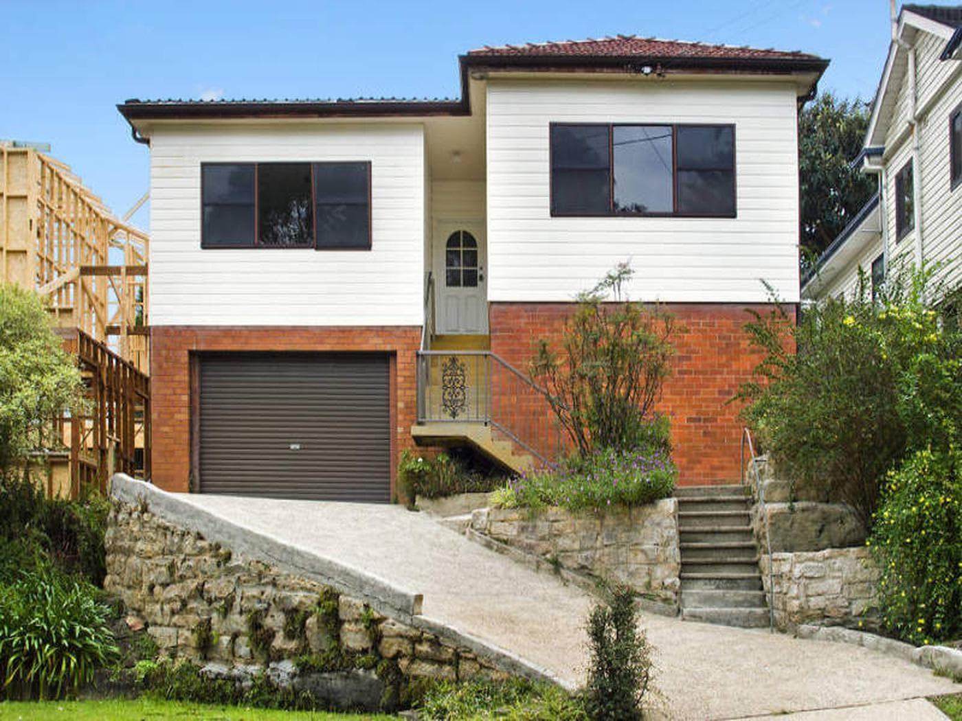 101 Clontarf StreetSEAFORTH, Seaforth - Thumbnail 2