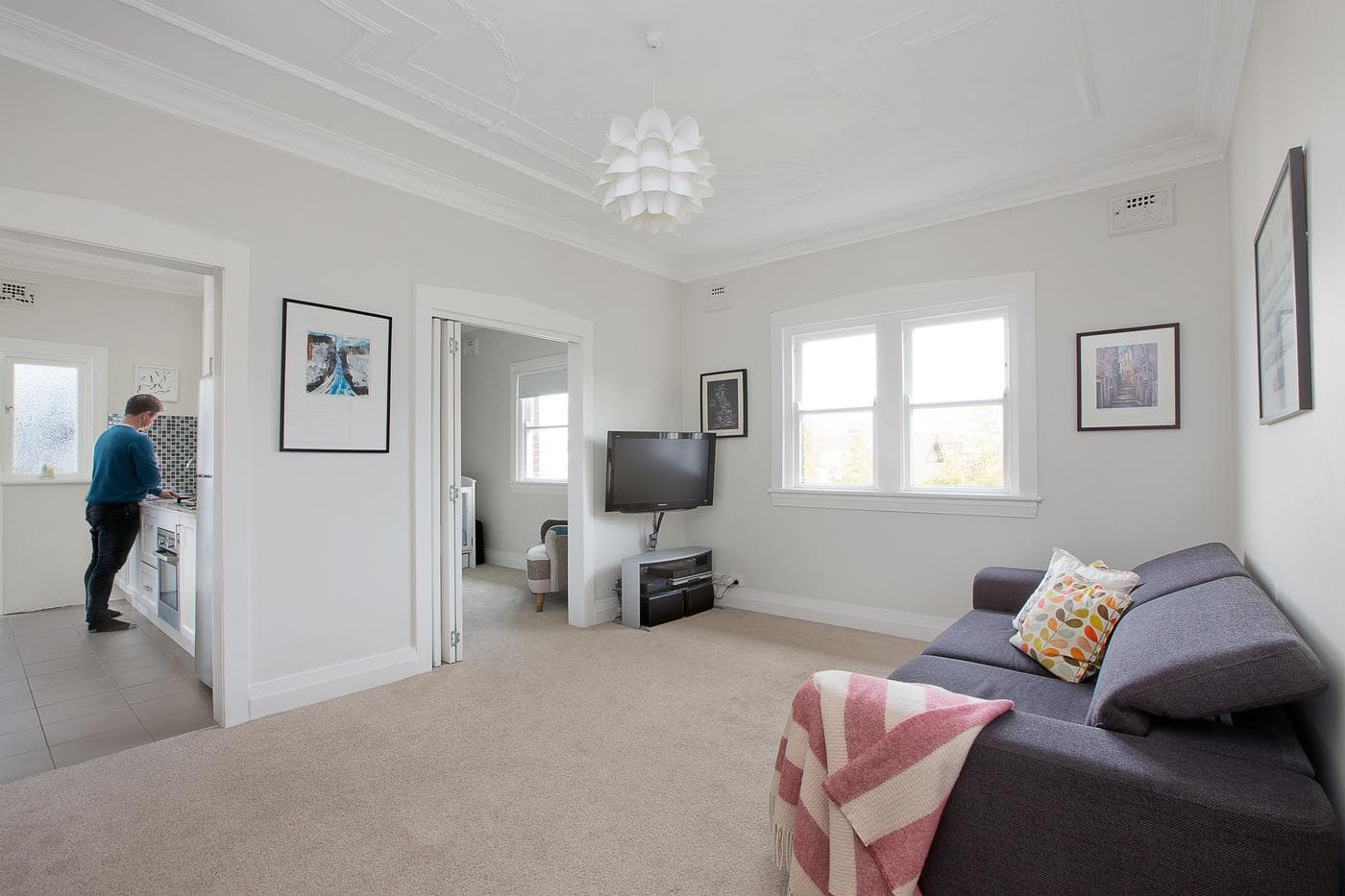 4/2 Quinton RoadManly, Manly - Image 1