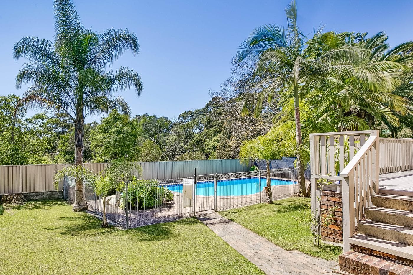 17 Chester PlaceNarraweena, Narraweena - Image 1