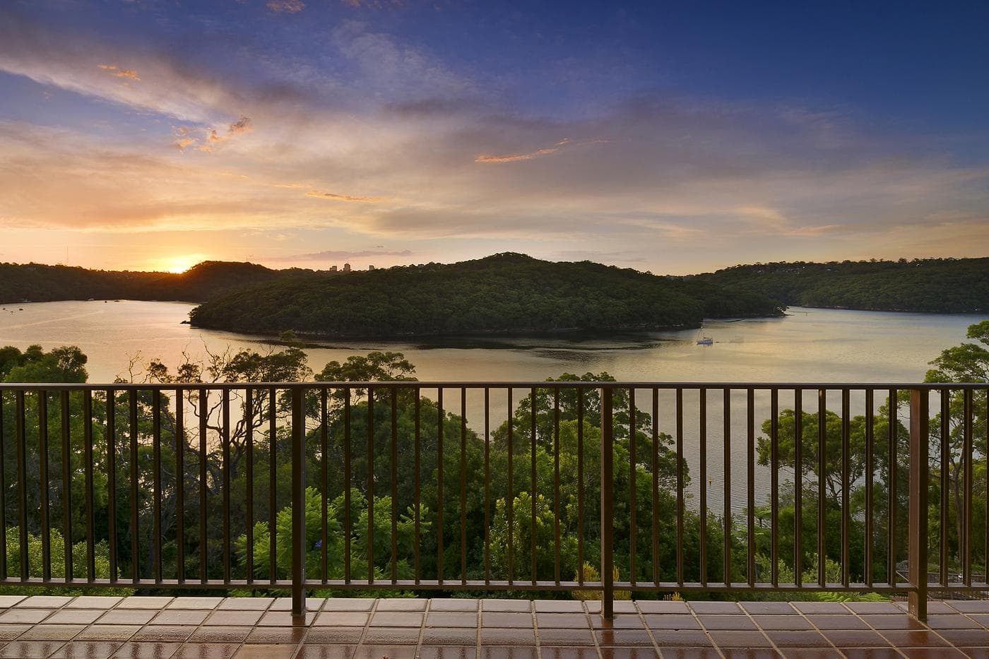 54 Castle CircuitSeaforth, Seaforth - Image 1