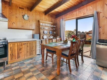 12 Dunsterville Crescent, Frankston, Frankston - Thumbnail 6