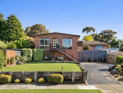 404, Frankston - Image 1