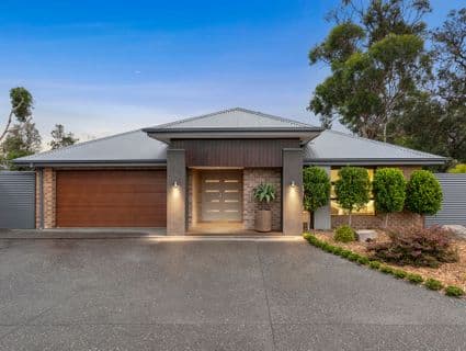 8 Woodland Mews, Langwarrin - Image 1