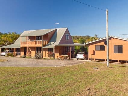 225 Peel Road, Beachmere, QLD, 4510, Beachmere - Thumbnail 4