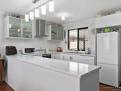 1392 Bribie Island Road, Ningi, QLD, 4511, Ningi - Thumbnail 2