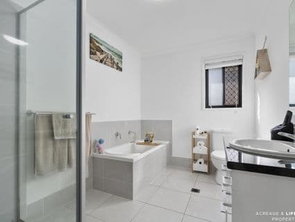 11 Grasstree Place, Ningi - Thumbnail 8