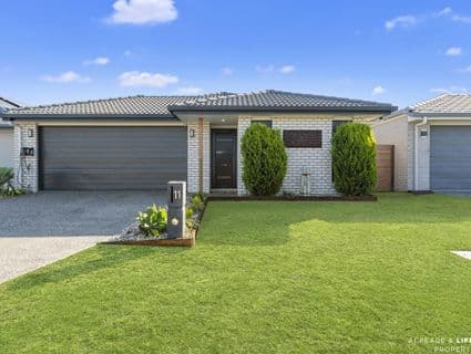 11 Grasstree Place, Ningi - Image 1