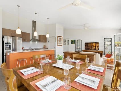 82 Rogers Street, Beachmere, QLD, 4510, Beachmere - Thumbnail 6