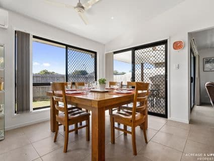 82 Rogers Street, Beachmere, QLD, 4510, Beachmere - Thumbnail 7