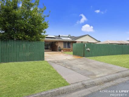 7 Intrepid Court, Beachmere, QLD, 4510, Beachmere - Thumbnail 2