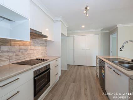 182 Bestmann Road East, Sandstone Point, QLD, 4511, Sandstone Point - Thumbnail 2