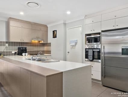 26 Lilly Crescent, Kallangur, QLD, 4503, Kallangur - Image 1