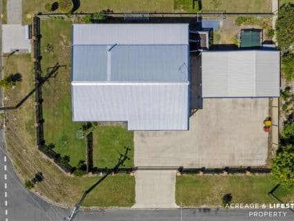 14 Dwyer st, Beachmere, QLD, 4510, Beachmere - Thumbnail 2