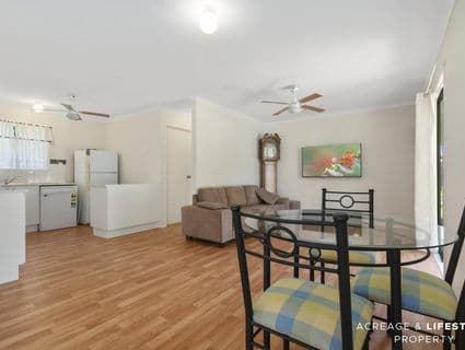 70 Moreton Terrace, Beachmere, QLD, 4510, Beachmere - Thumbnail 4