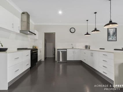 13-15 Mecklem Court, Ningi, QLD, 4511, Ningi - Thumbnail 4