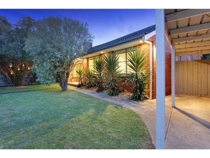 10 Fleet Street, Mornington - Image 1