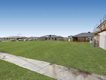 2 Chapot Lane, Cranbourne South - Thumbnail 6