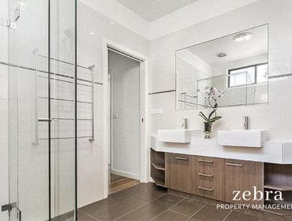 37 Golf View Road, Heatherton - Thumbnail 4