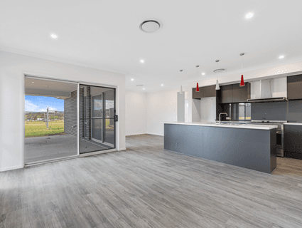 25 Nevis Street, Hamlyn Terrace - Image 1