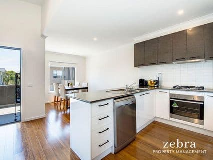 13 Abelia Avenue, Frankston - Thumbnail 4