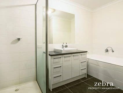 13 Abelia Avenue, Frankston - Thumbnail 7