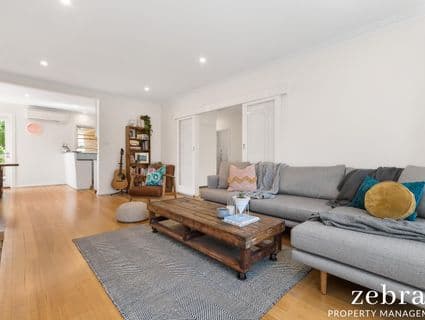 4 Macorna Street, Frankston - Thumbnail 2