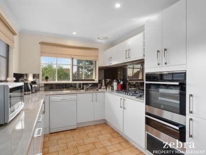 2 Woodlands Grove, Frankston - Thumbnail 3