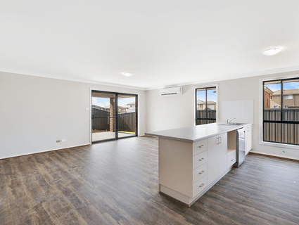 28 Mary Mackillop Drive, Woongarrah - Thumbnail 3
