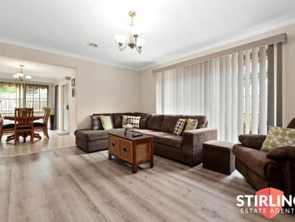 2/10 Kingfisher Court, Hastings - Image 1
