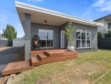 71 Eramosa Road East, Somerville - Image 1