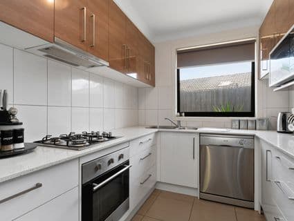 1 Panmure Street, Frankston - Thumbnail 2