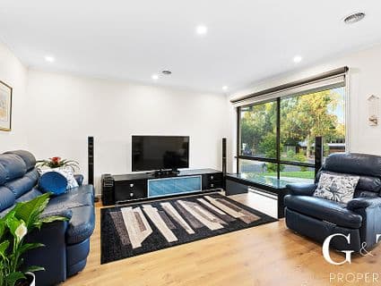 86 Raphael Crescent, Frankston - Thumbnail 2