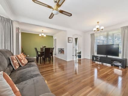 26 Raphael Crescent, Frankston, VIC, 3199, Frankston - Thumbnail 4