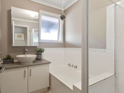 18 Downs Road, Seaford - Thumbnail 5