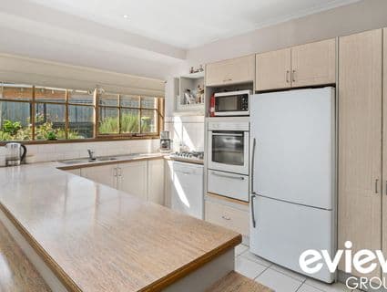 9 Burlorn Court, Carrum Downs - Thumbnail 8