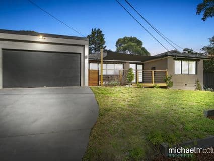 8 Narambi Cres, Frankston - Image 1