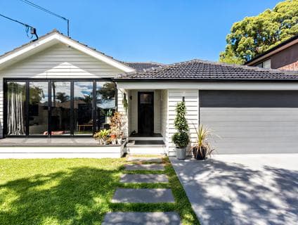 18a Robert Street, Parkdale - Image 1