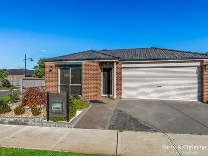 36 Heathcote Grove, Officer - Image 1