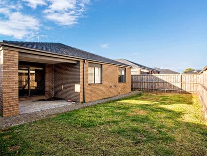 6 Cartwright Grove, Cranbourne East, VIC, 3977, Cranbourne East - Thumbnail 8