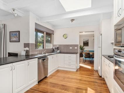 11 Sussex Crescent, Seaford - Thumbnail 4