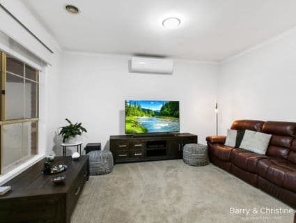 34 Spring Circuit, Pakenham - Thumbnail 2