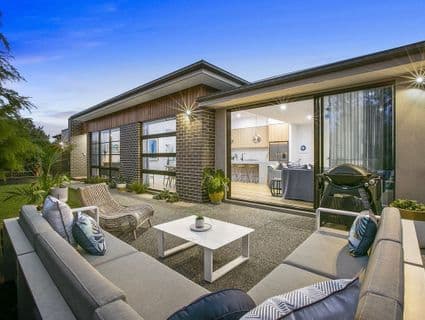 84 Beleura Hill Road, Mornington - Image 1