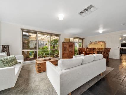 21 Australis Close, Langwarrin - Thumbnail 3