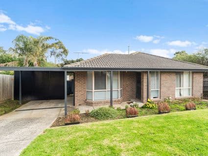 11 Warrindale Close, Langwarrin - Image 1
